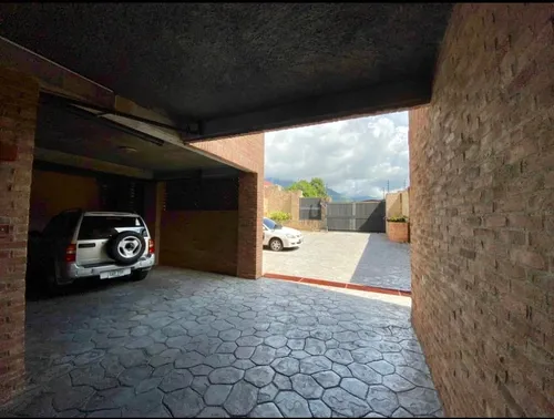 Ls Vende Pent House Urb Miranda
