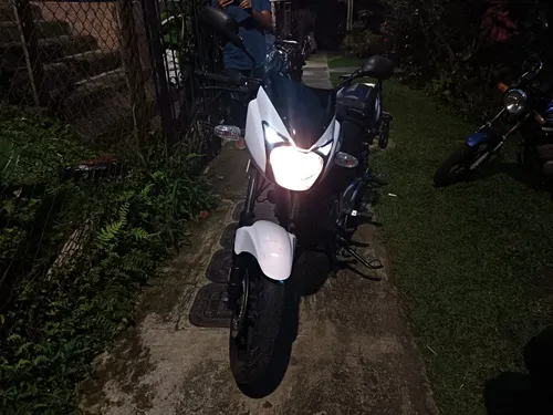 Bajaj Pulsar 180gt