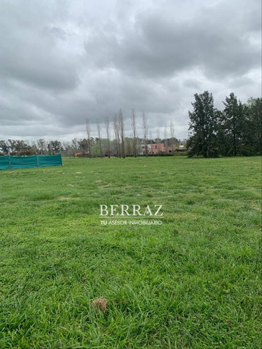 Lote Venta De 1209 M2 En Club De Campo Los Palenques Manzanares Pilar