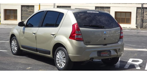 Renault Sandero 1.6 PRIVILÉGE 16V FLEX 4P AUTOMÁTICO