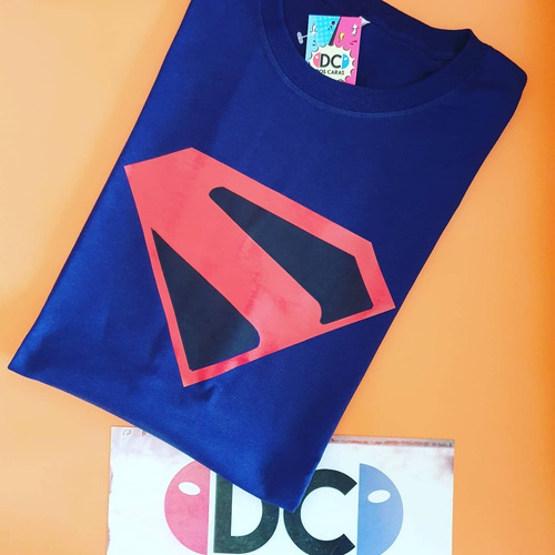 Imagen 2 de 3 de Remera De Comics - Superman Kingdom Come