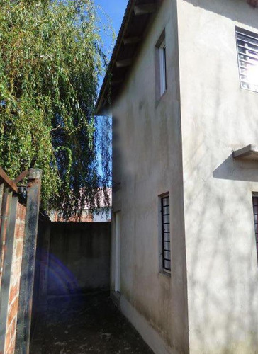 Casa En Venta - 2 Dormitorios 2 Baños - Cochera - 250mts2 - San Carlos, La Plata
