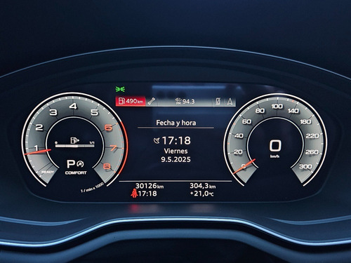 Audi A4 2.0 40 Tfsi Front