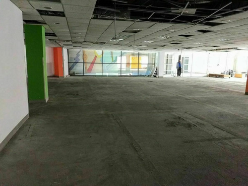 Edificio De Oficinas En Renta En Valle