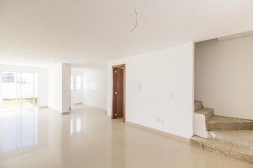 Casa Em Aberta Dos Morros Com 3 Dormitórios - Mi269873
