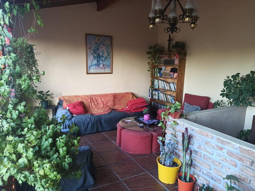 Venta Villa Sarmiento Ph Tipo Casa 5 Amb. En Dos Plantas- Sin Expensas - Terraza