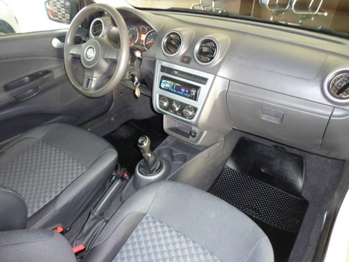 Volkswagen Saveiro 1.6 Trendline Cabine Simples