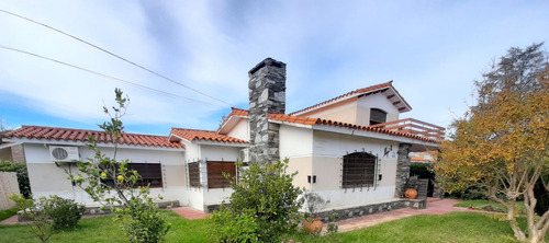 Excelente Casa En Atlántida Permuta Mayor O Menor Valor
