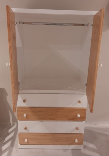 Imagen 4 de 10 de Ropero 2 Puertas 4 Cajones Baranda Laca Satinada Paraíso Alf