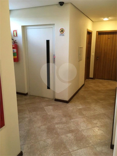 Imagem 5 de 15 de Sala Comercial Bem Localizada No Petrópolis - Reo472523