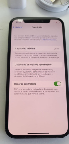 Imagen 1 de 7 de iPhone 12 128 Gb - Negro - Batería 95% - Pequeña Marca