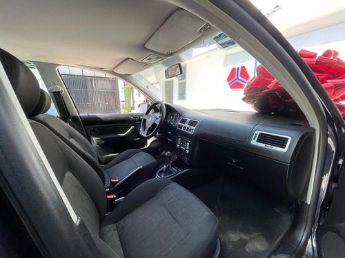 Volkswagen Jetta Clásico 2.0 Cl 5vel Aa Mt