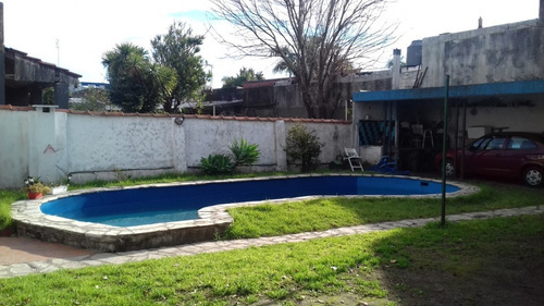 Imagen 27 de 30 de Terreno De 348m2 Con Chalet 6 Amb En 2 Plantas.