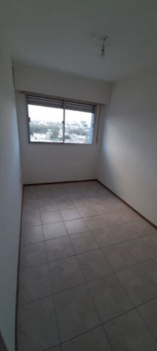 Apartamento En Alquiler De 2 Dormitorios En Aguada