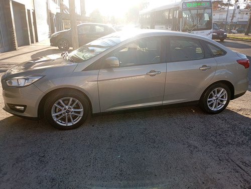 Ford Focus III 1.6 Sedan S