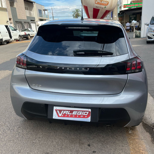 Peugeot 208 1.0 TURBO 200 FLEX STYLE CVT
