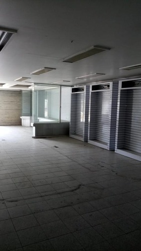Imagen 5 de 9 de En Renta Local Comercial 190 M2 Av. Gustavo Baz