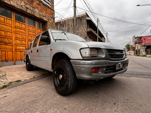Isuzu Pick Up 2.8 Turbo D/c 4x2