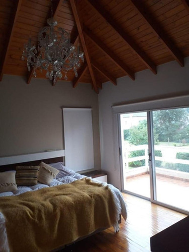 Imagen 9 de 14 de Hermosa Casa En Santa Ana Barrio Cerrado