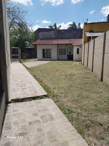 Casa 2 Amb En Glew A Metros De Hipolito Yrigoyen!!!!!