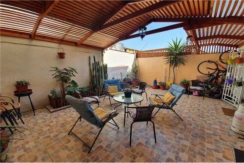 Imagen 15 de 24 de Hermosa Casa Renovada Y Luminosa