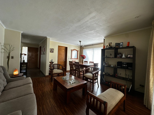 Casa Con Terraza Y Descuento En Comisión