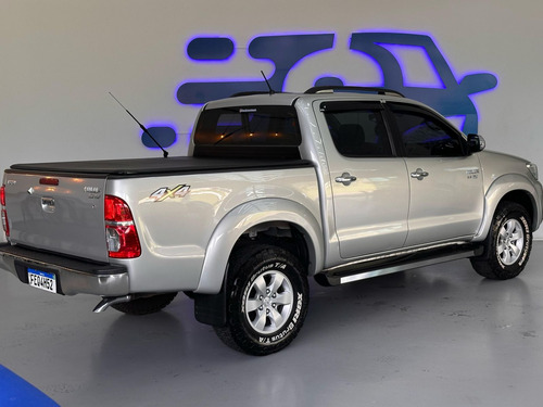 Toyota Hilux CD SRV 4x4 2.7 Flex 16V Aut.