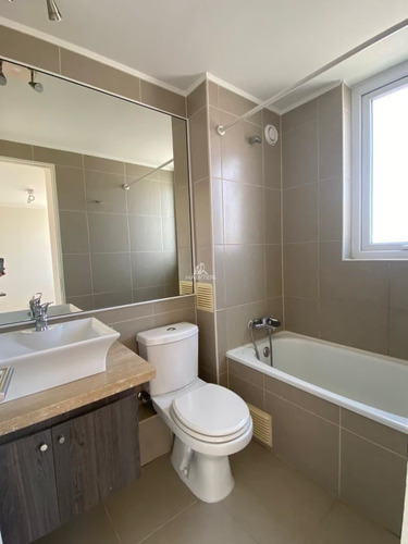 Departamento En Venta 2d+e+b En Av. San Martin, Temu