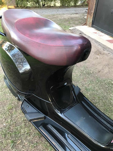 Imagen 3 de 7 de Vespa Lx Ie (italiana)