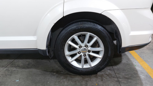 Dodge Journey 2.4 SXT+ 7 LUJO
