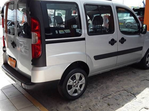 Imagem 9 de 11 de Fiat Doblò 1.8 Mpi Essence 7l 16v Flex 4p Manual