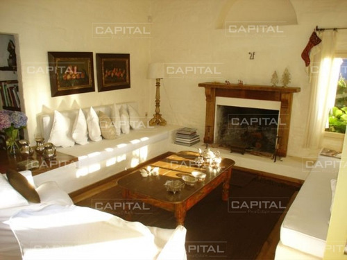 Buena Casa En Jose Ignacio - Ref: 29674