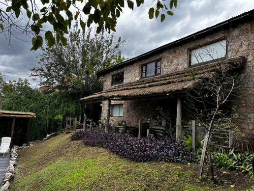 Casa En Venta - Villa Allende