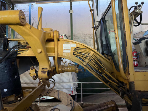 Motoniveladora Cat 120 H Unico Dono Bem Conservada Barato