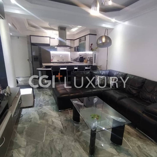 Cgi+ Vende Apartamento, Coral Plaza, Lechería