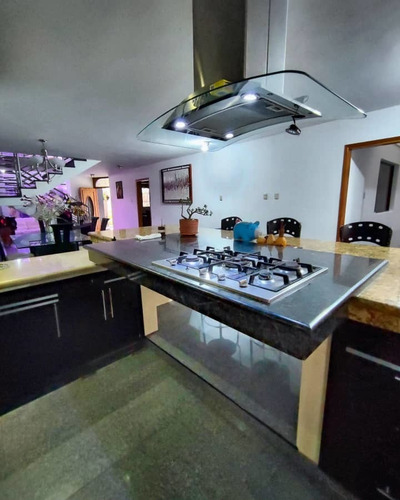 Imagen 6 de 25 de Casa Venta Urb. Agua Clara. Adlz
