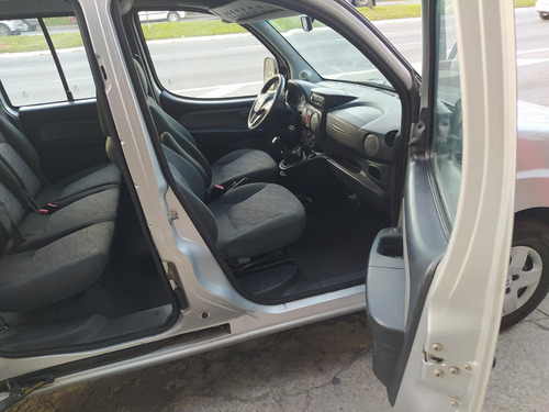 Fiat Doblo Doblo ESSENCE 1.8 Flex 16V 5p