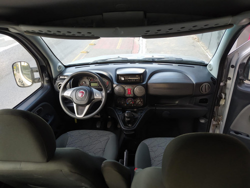 Fiat Doblo Doblo ESSENCE 1.8 Flex 16V 5p