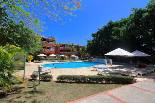Apartamento Remodelado Y Amueblado A Pasos De La Playa En Boca Chica