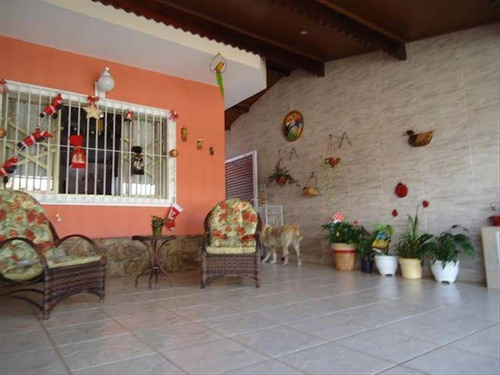 Imagem 13 de 30 de Casa, 3 Dorms Com 118 M² - Guilhermina - Praia Grande - Ref.: Hm1543 - Hm1543
