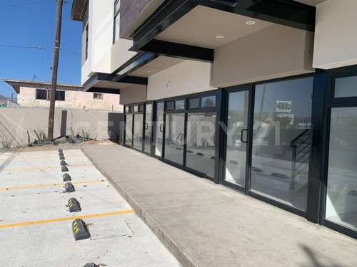 Local Comercial En Renta, Fraccionamiento Nueva Ensenada, Ensenada, B.c.