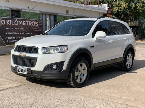 Imagen 2 de 9 de Chevrolet Captiva 2.4 Ls 167cv 2016