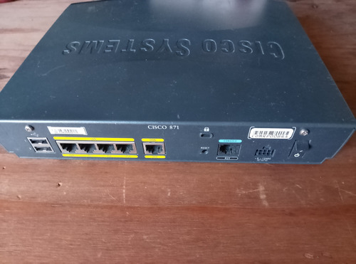 Router Integrado Cisco 871-k9 (Usado)