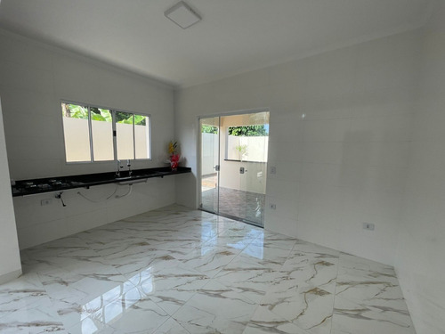 Imagem 10 de 30 de Casa Com 3 Dorms Em Mongaguá, Piscina, 800 Metros Da Praia,3 Vagas, Área Gourmet, 102m², R$389.900,00