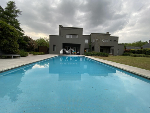 Casa En Venta En Martindale, Pilar, G.b.a. Zona Norte