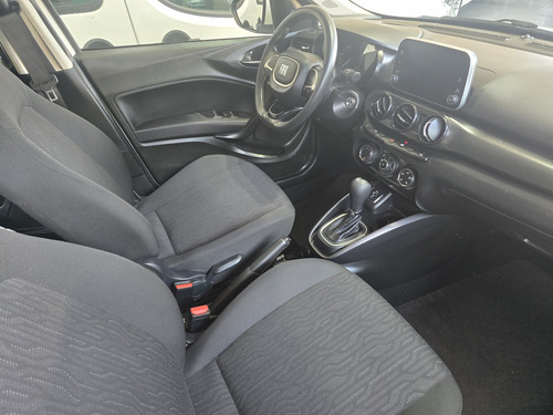 Fiat Cronos 1.0 Drive Flex 4p