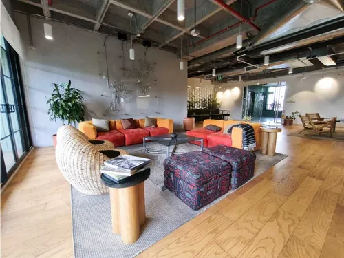 Oficina Amoblada Arriendo De 1.306m2 En Medellín Poblado
