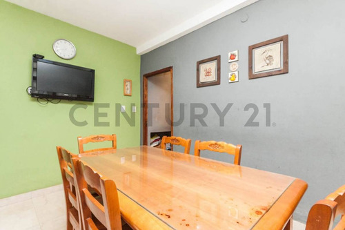 Venta De Casa 5 Ambientes En Lanús Este