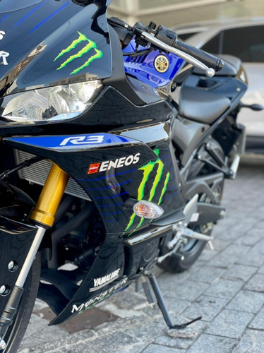 Imagem 2 de 8 de Yamaha Yzf R3 Monster Abs - 20/21