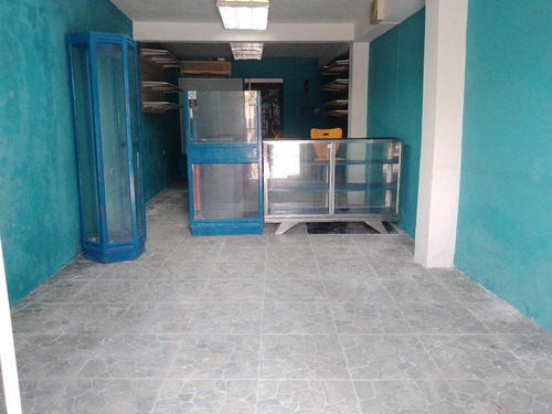 Local Comercial En Alquiler Tucacas